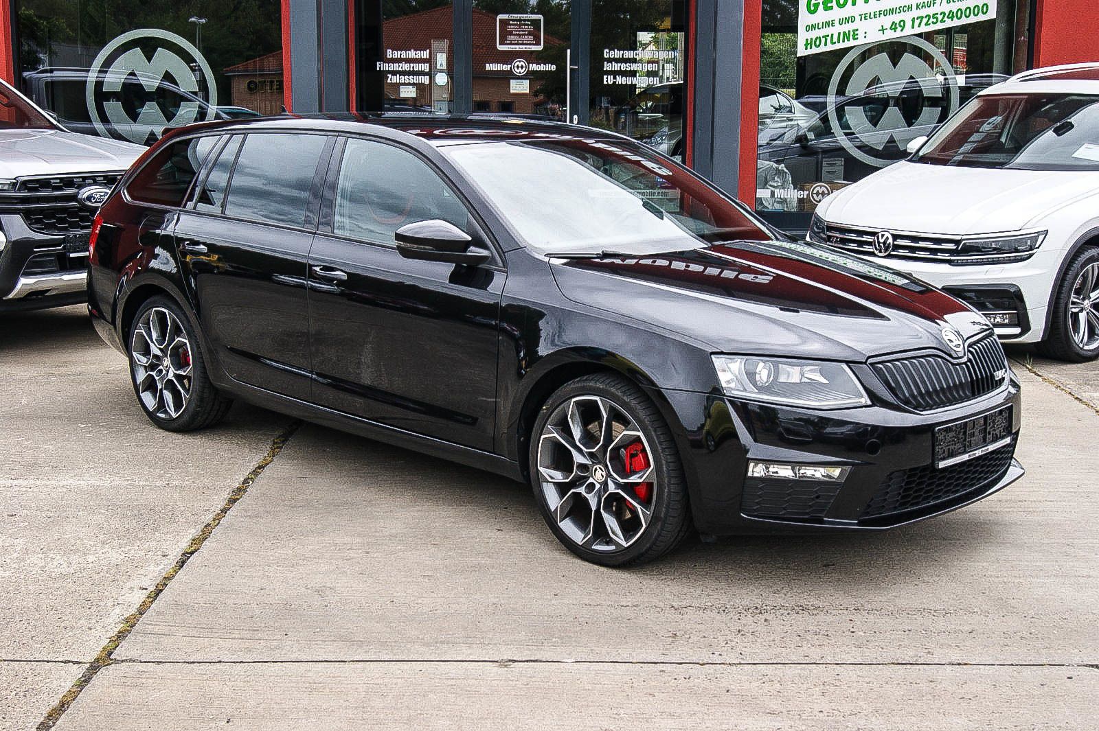 Fahrzeugabbildung SKODA Octavia Combi RS 20TSI CHALLENGE XL LEDER XENON