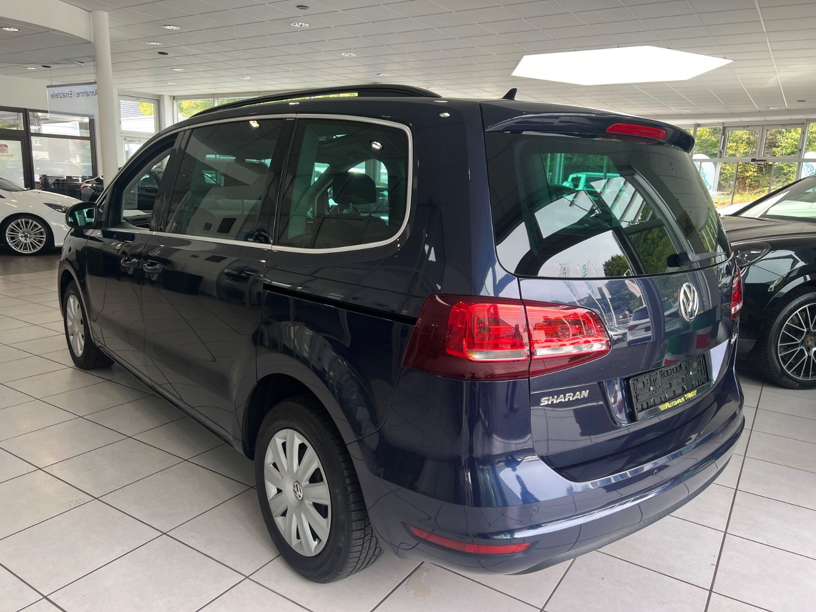 Fahrzeugabbildung Volkswagen Sharan 2.0 TDI Comfortline * PANO* R.KAMERA *AHK
