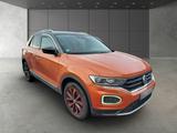 Volkswagen T-Roc Style 1.5 TSI DSG LED ACC SHZ RFK AHK - : Orange