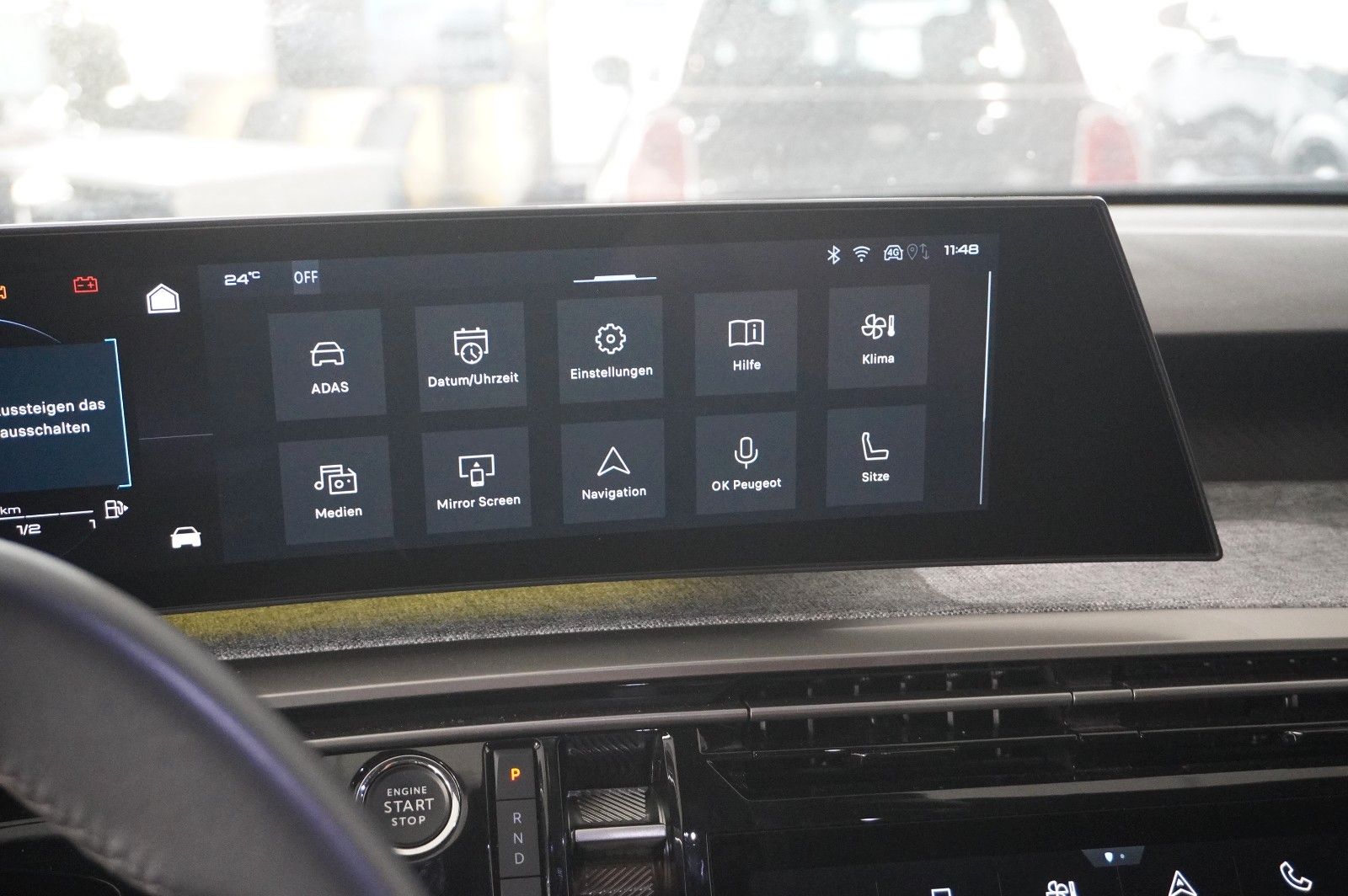 Fahrzeugabbildung Peugeot 3008 Hybrid 145 ALLURE NAVI/LED/360°/SPORT/DAB+