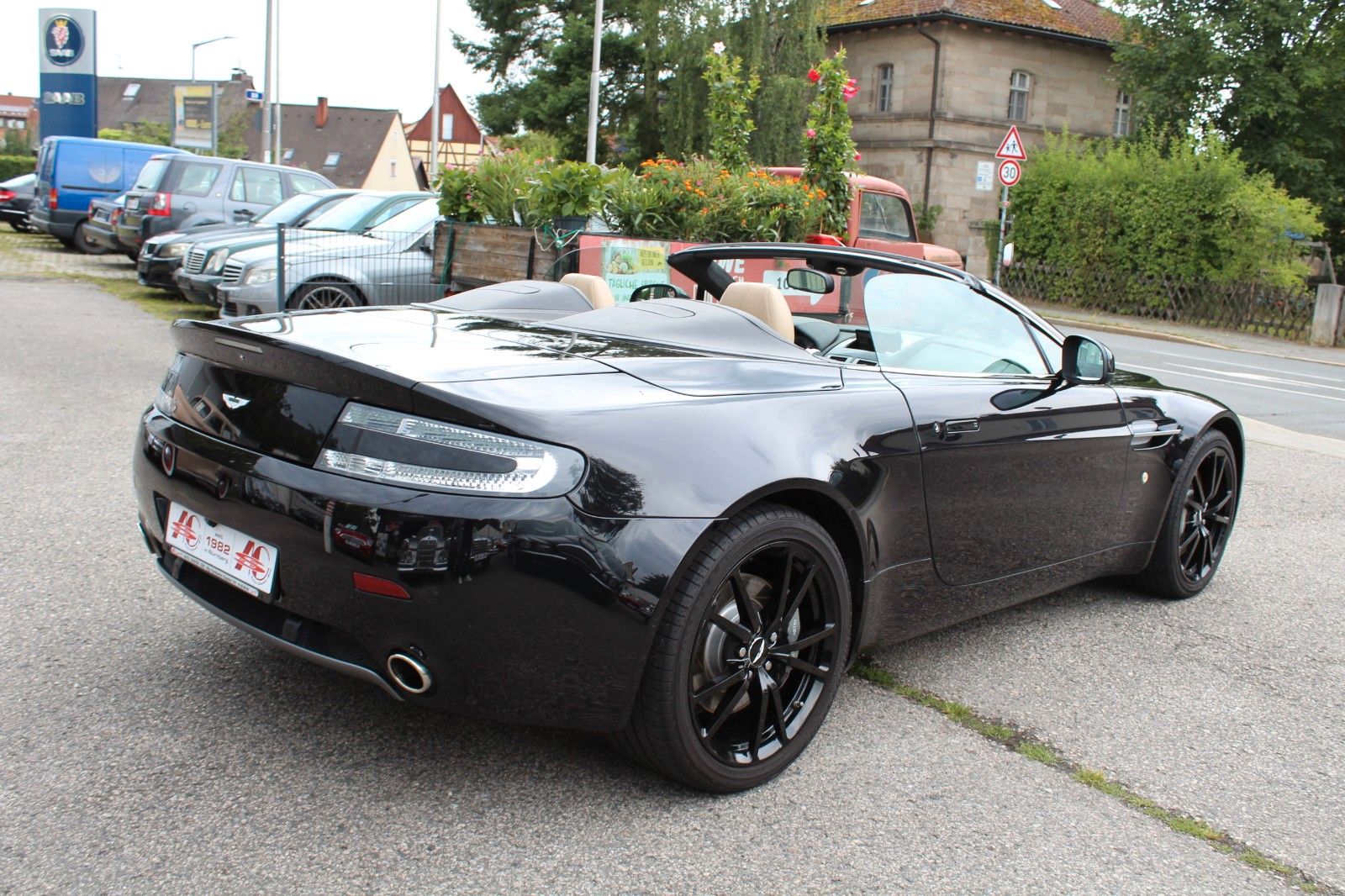 V8 Vantage Roadster 4.7l Sportshift Schön!