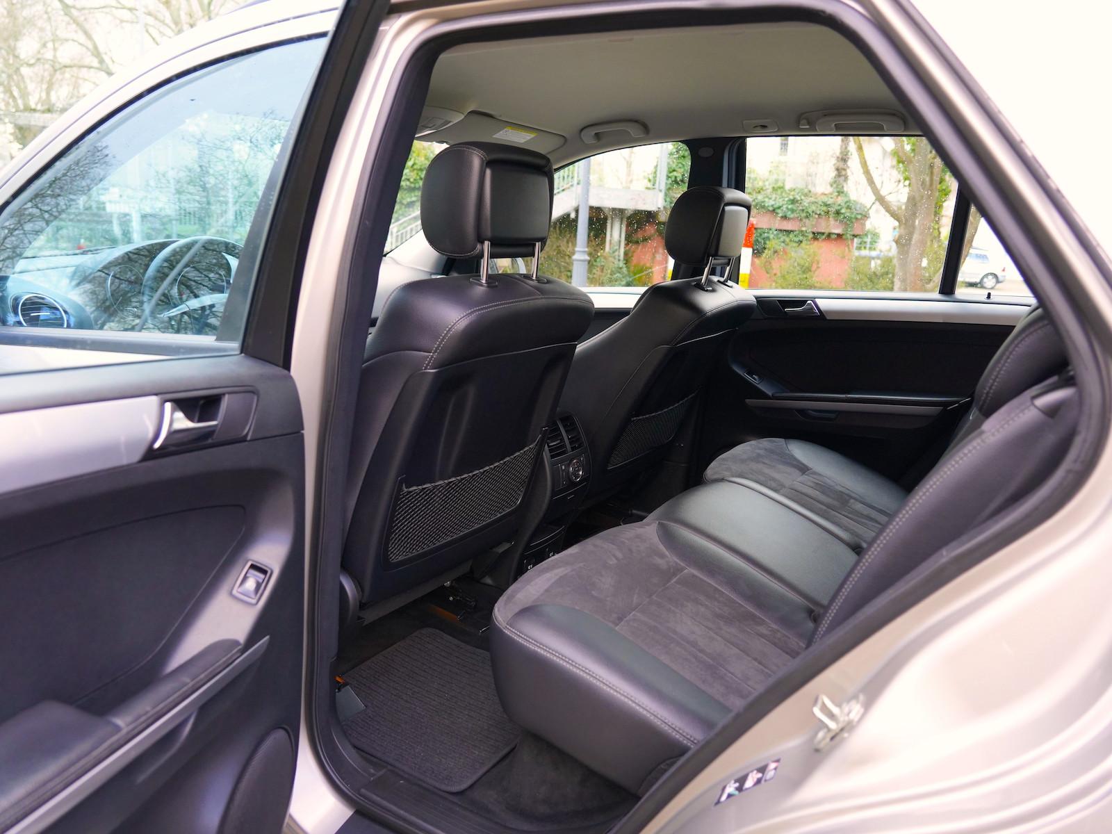 Mercedes-Benz ML 320 CDI*AMG Styling Paket~AHK~Carplay*