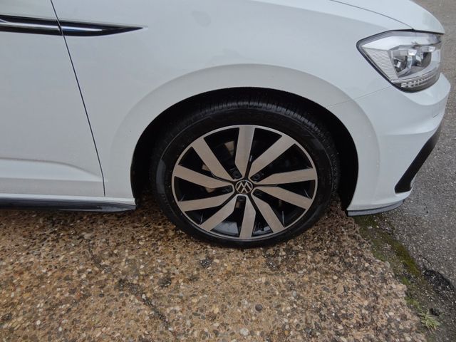 Fahrzeugabbildung Volkswagen Touran/R-Line/Highline/1.Hd/Navi/59TKM/