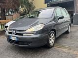 Peugeot 807 2.0 HDi FAP ST - Peugeot 807: 7 Sitzer