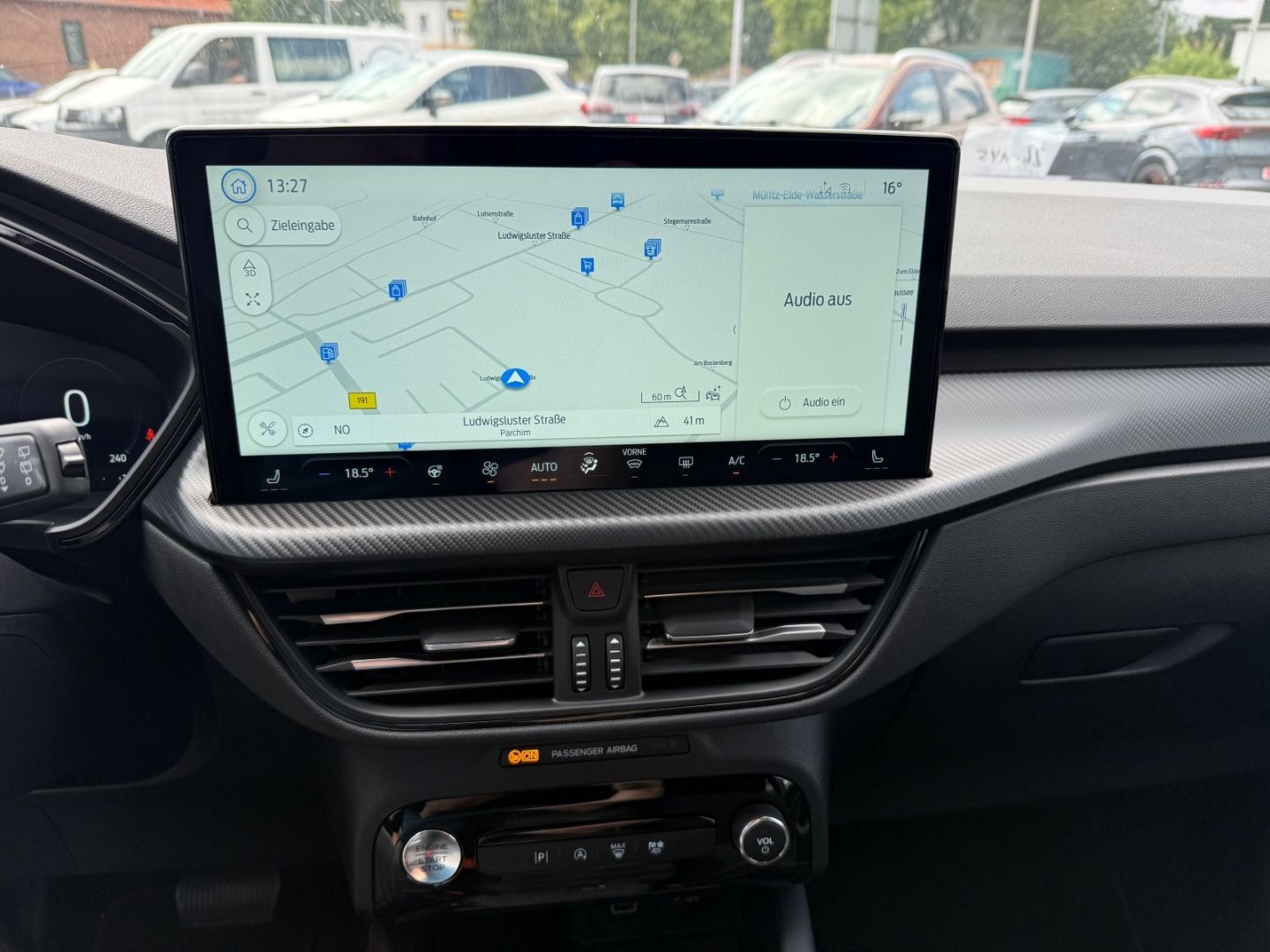 Fahrzeugabbildung Ford Kuga ST-Line Sport 5J AHK Navi Digi Co LED CarPl