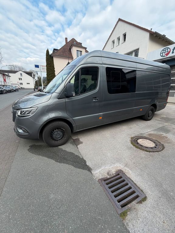 Image of Mercedes-Benz Sprinter