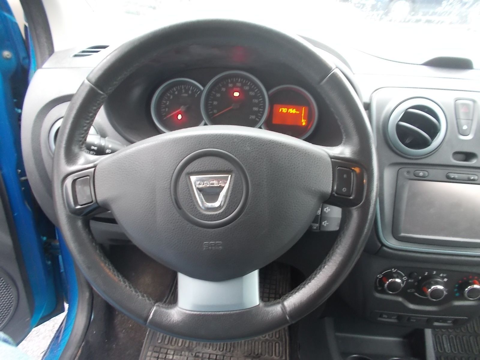 Fahrzeugabbildung Dacia Lodgy Stepway 1.2 TCe 7 Sitze