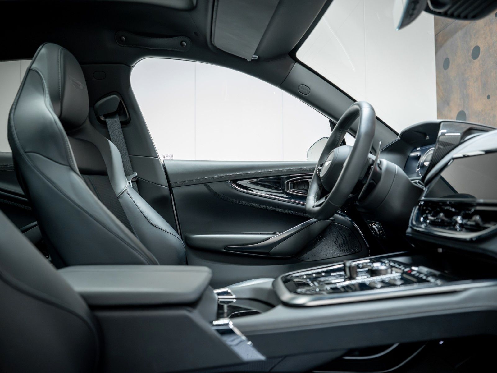 Aston Martin DBX 4.0 V8 707*FACELIFT*ACC*360* foto 25