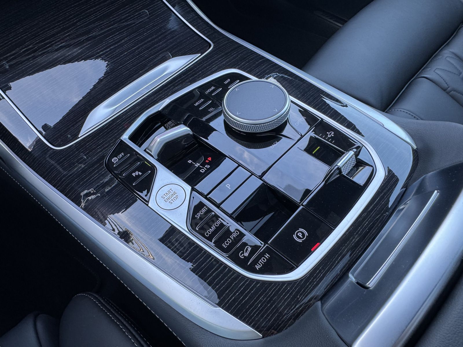 BMW X7 M60 - Bild 25