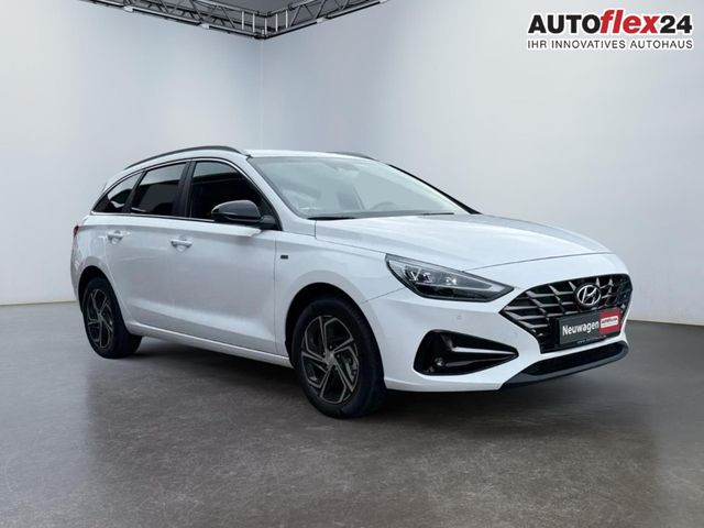 Hyundai i30 1,5 T-GDI Voll LED LHT PDC 2x Kam App RFK