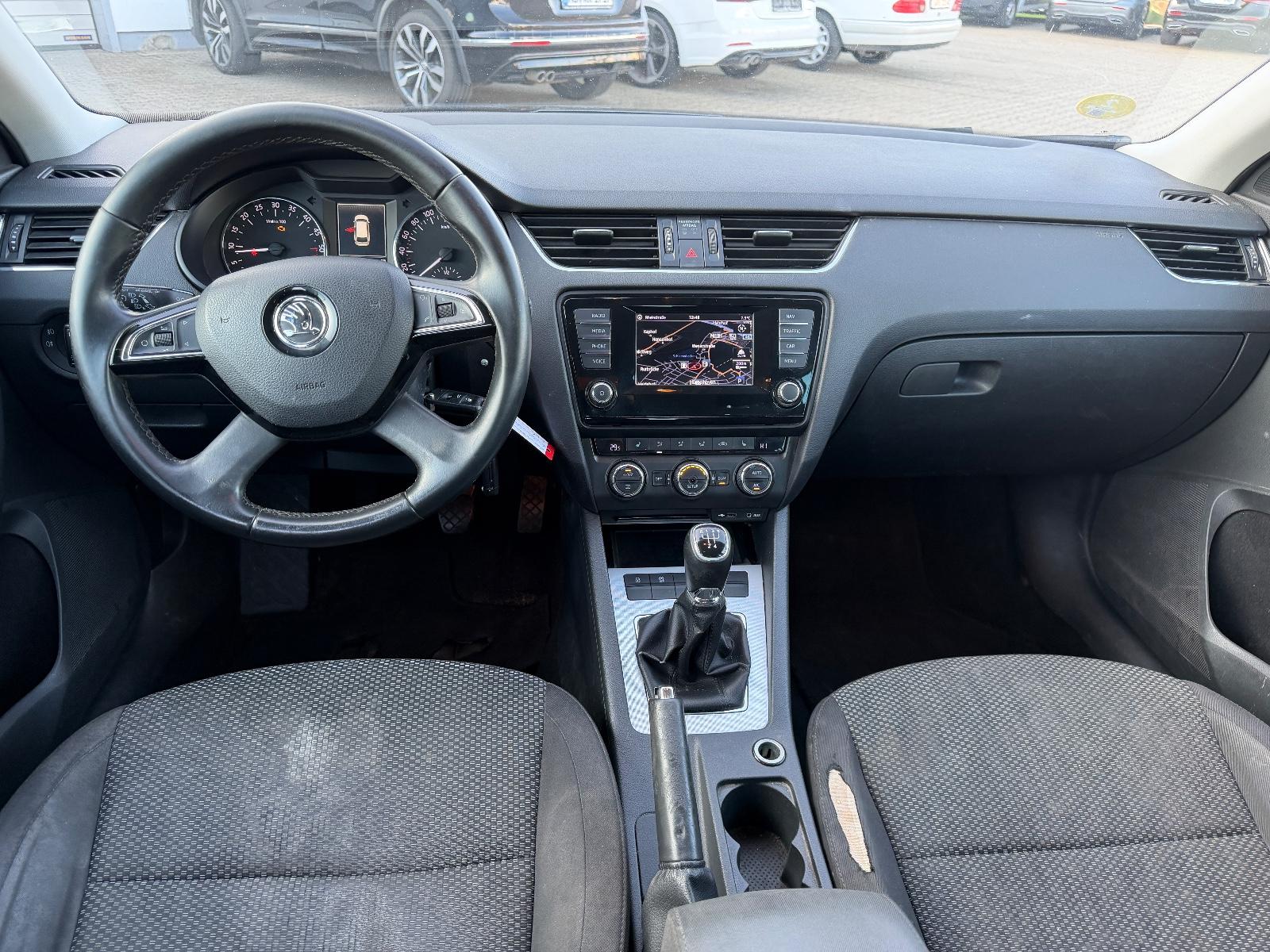 Skoda Octavia 2015 — photo 13