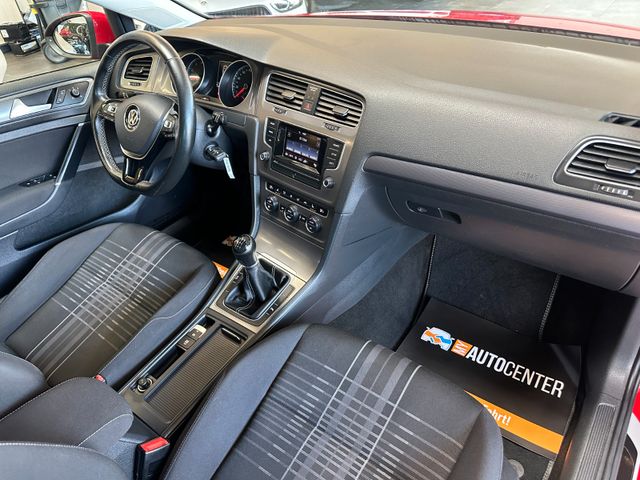 Volkswagen Golf VII Lim. Lounge BMT *PDC*