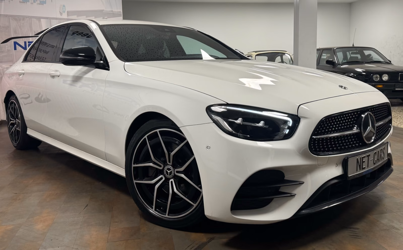 Mercedes-Benz E200d Aut. AMG LINE*SPORTPAKET*LED*NAVi+KAMERA