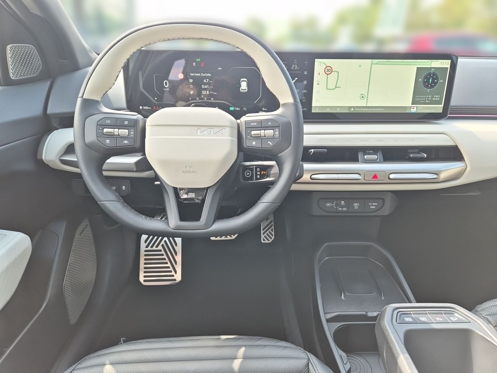 Fahrzeugabbildung Kia EV4 81 FWD GTL DWP COM CON GD
