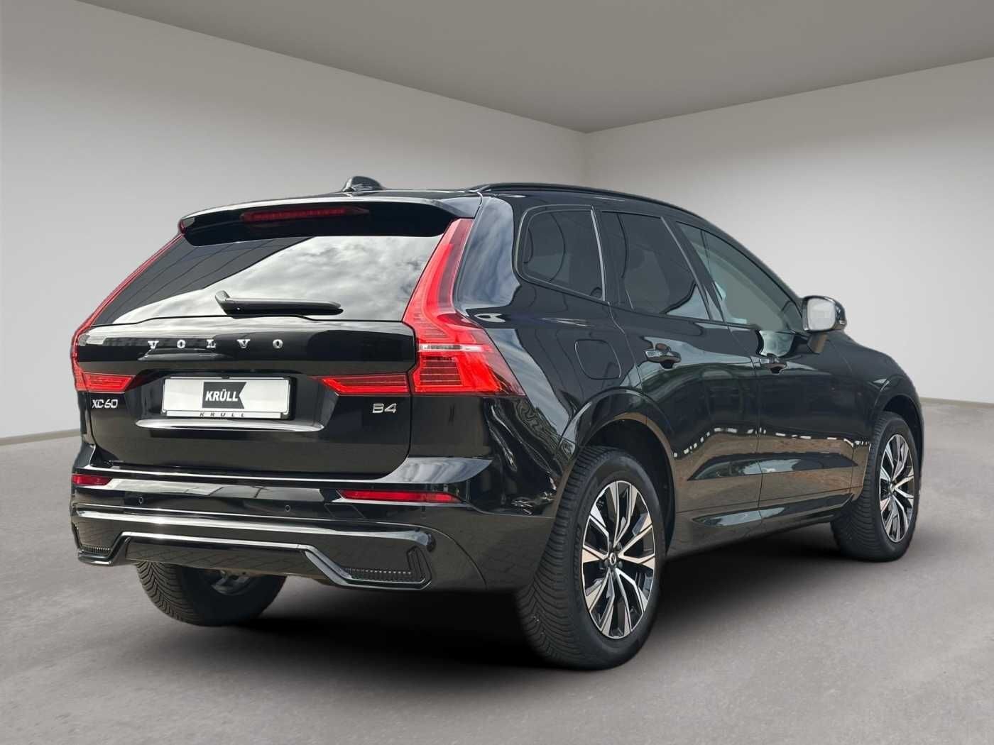 Volvo XC60 B4 D 2WD Plus Dark, Pano uvm. imagem 2