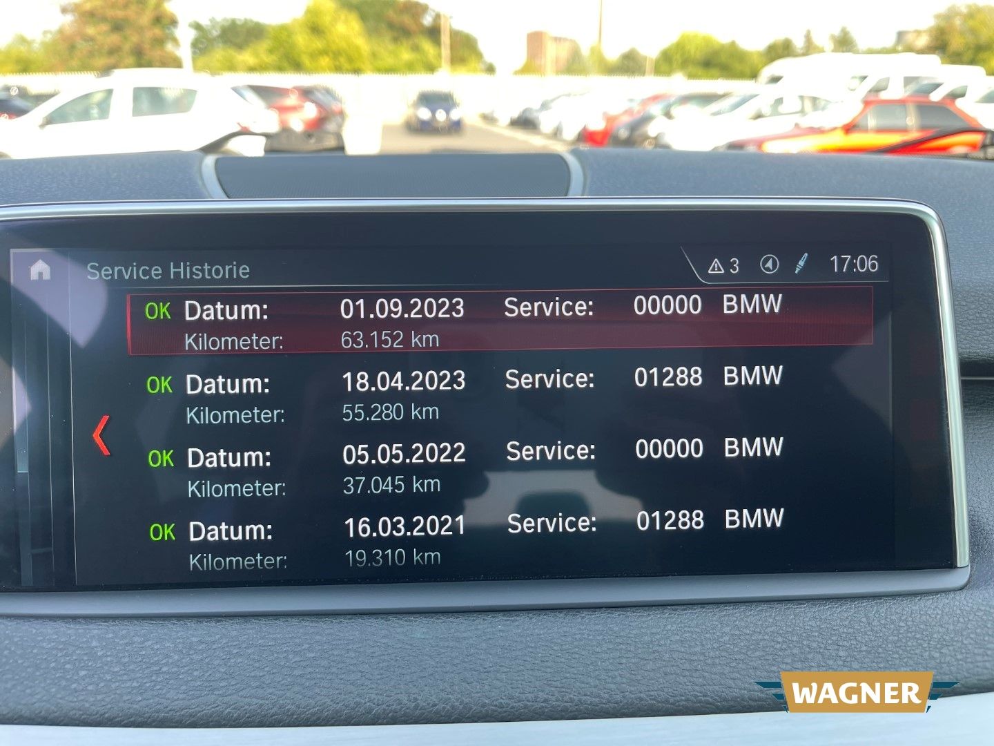 Fahrzeugabbildung BMW X5 xDrive 30 d M-Sport Standheizung Keyless