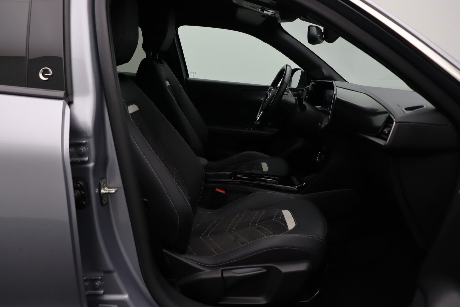 Fahrzeugabbildung Opel Mokka e Ultimate