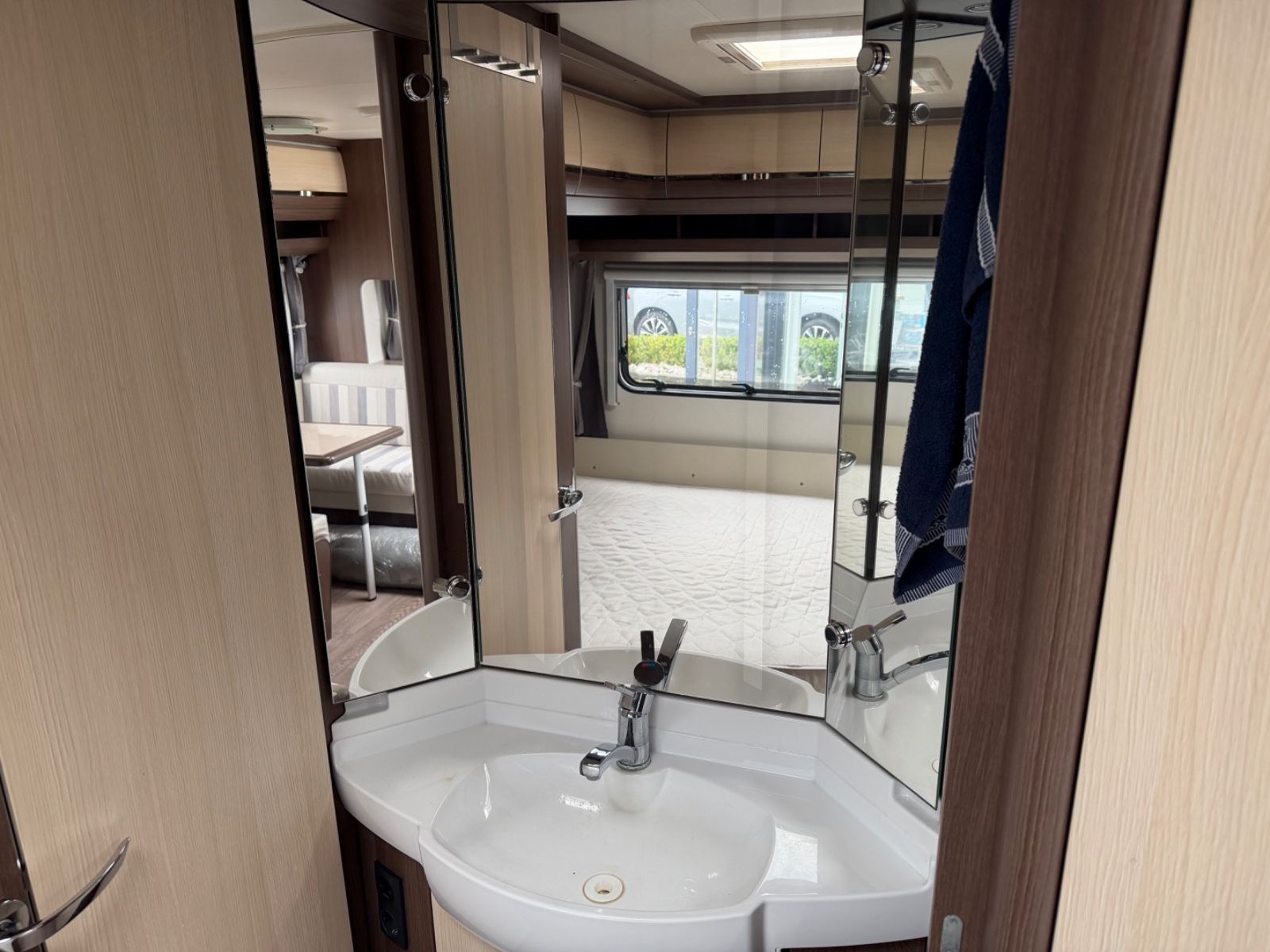 Fahrzeugabbildung Hobby Prestige 650 UMFe Backofen, sehr gepflegt