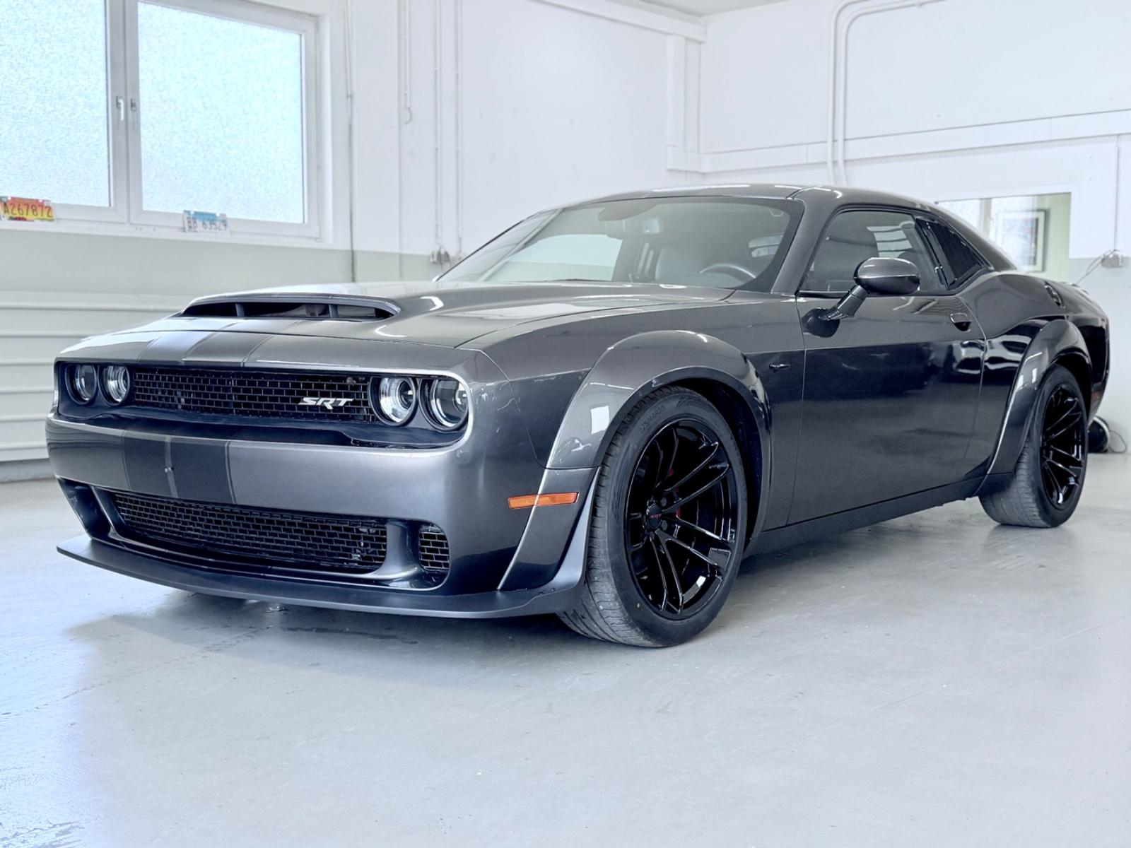 Dodge Challenger/Widebody