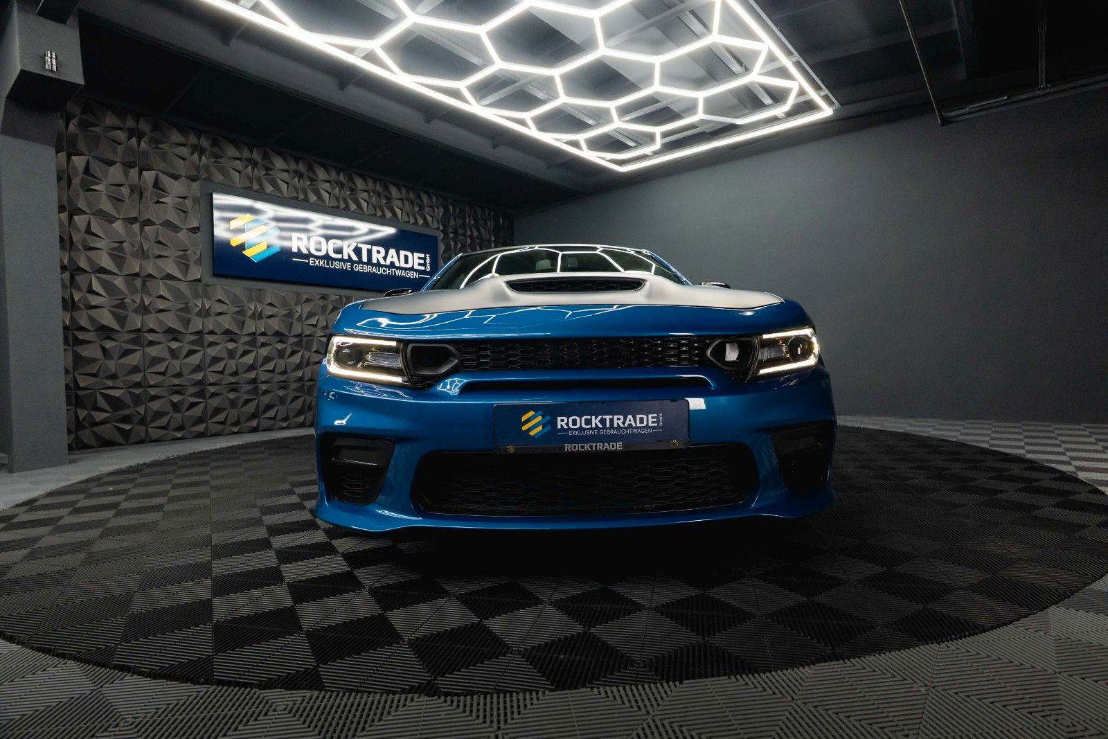 Fahrzeugabbildung Dodge Charger 5.7 V8 HEMI R/T DAYTONA Performance