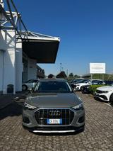 Audi AUDI Q3 35 TDI S tronic Business Advanced - Audi Q3 mit Diesel-Antrieb: Limousine