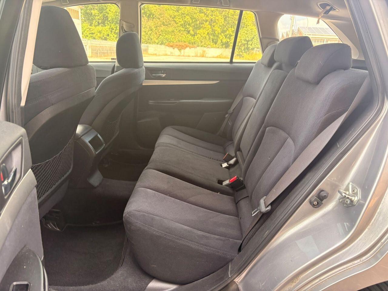 Subaru Outback 2009 — photo 11
