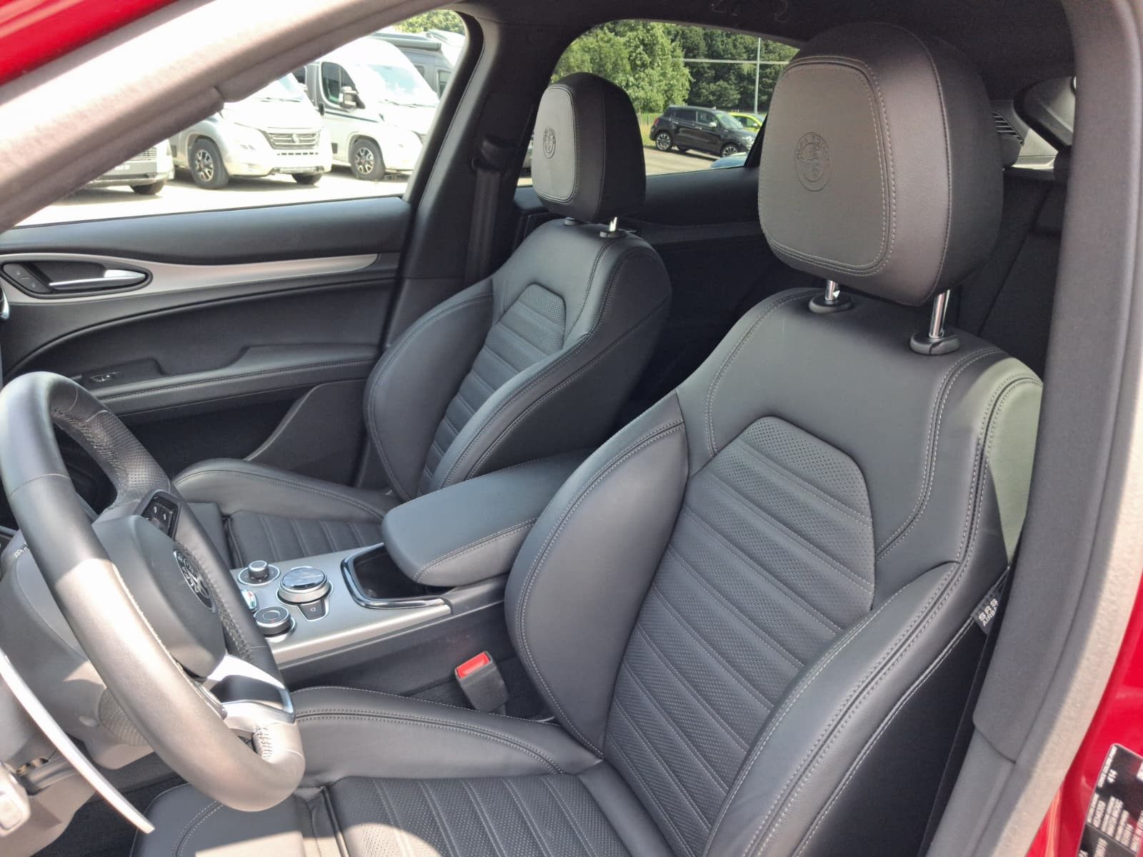 Fahrzeugabbildung Alfa Romeo Stelvio Veloce Q4 Diesel Allrad