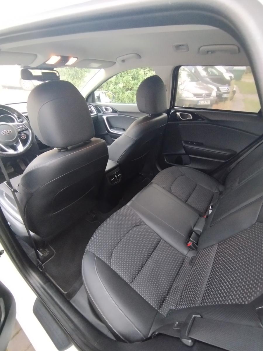 Kia Ceed SW 1.6 CRDi Spirit DCT VOLL / ACC / JBL