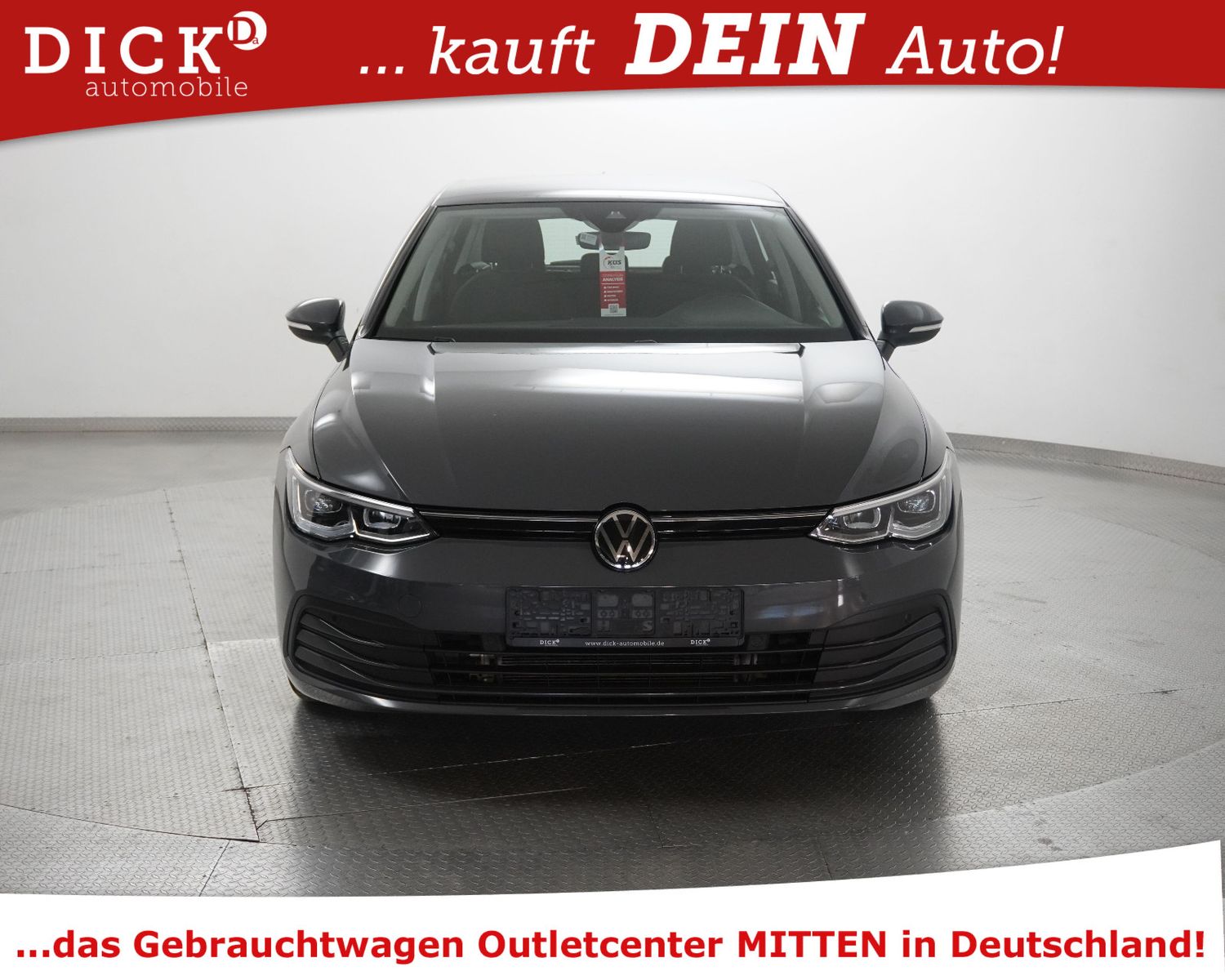 Fahrzeugabbildung Volkswagen Golf VIII 2.0d DSG Life MEMO+MASSAG+VIRTU+AHK+AC