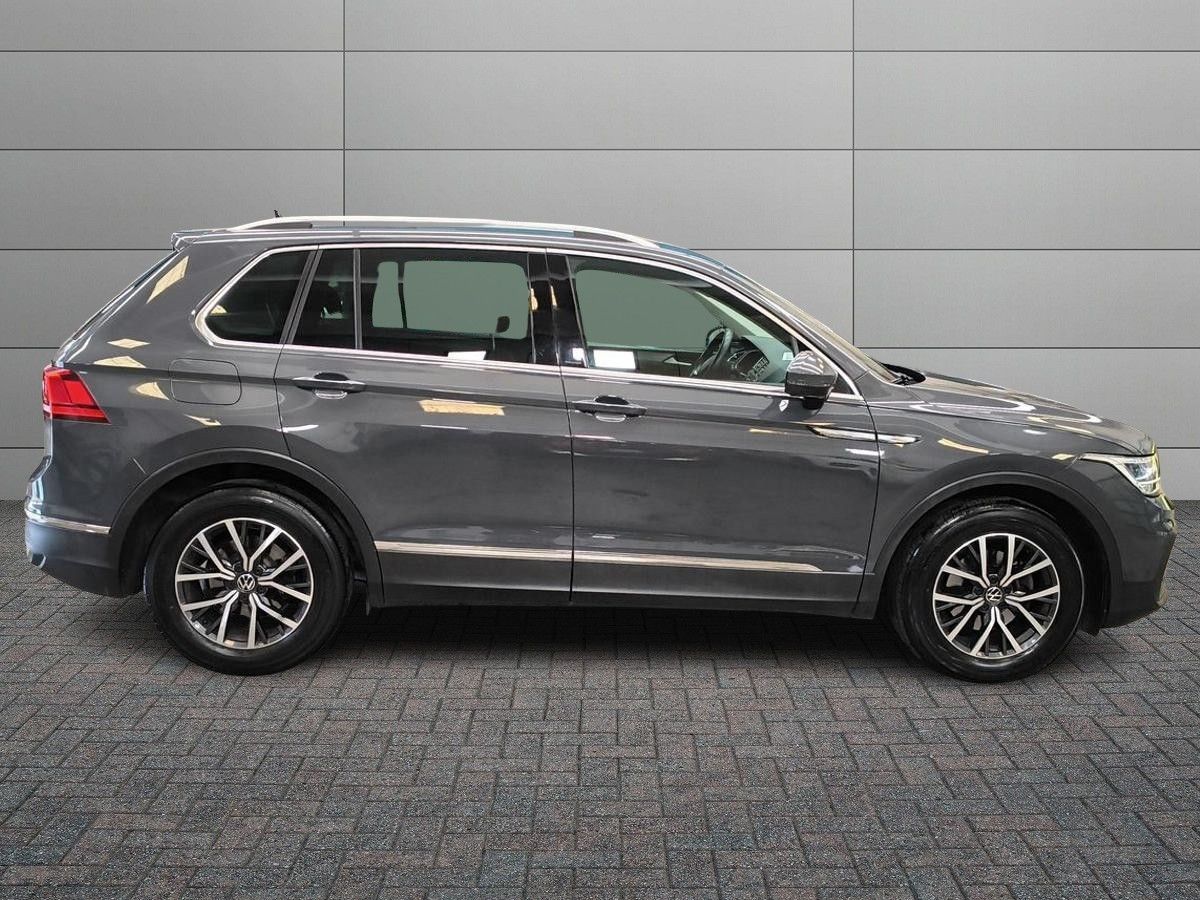 Volkswagen VOLKSWAGEN Tiguan II 2021 - Tiguan 1.5 tsi Life  imagem 3