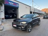 Jeep Grand Cherokee Overland 3.0 CRDI - blaue Jeep Grand Cherokee