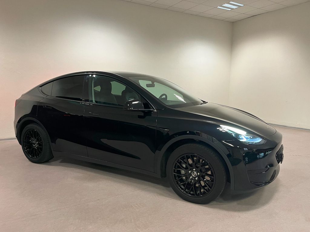 Image of Tesla Model Y