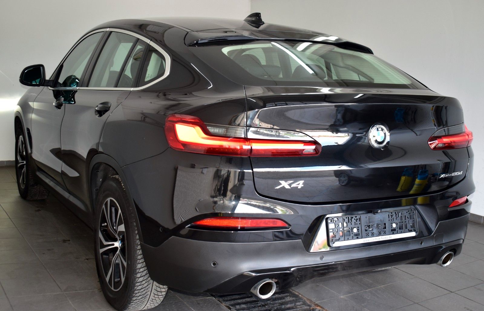 Fahrzeugabbildung BMW X4 xDrive 20 d Automatik,Navi,LED,KAM