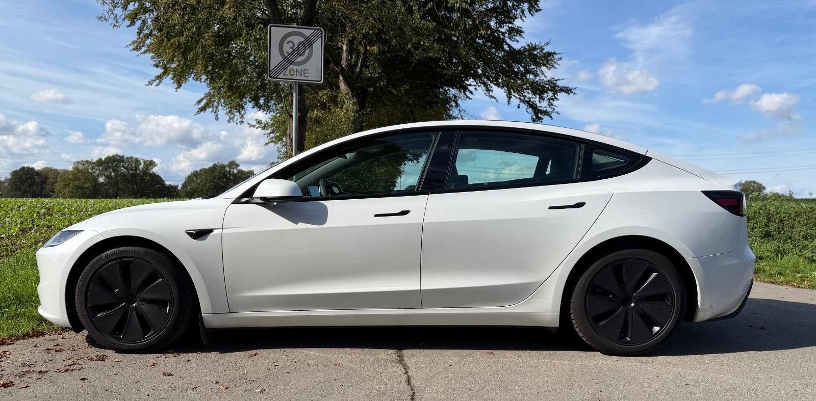 Tesla Model 3 Range Long LRW mit Reber-Fahrwerk, миниатюра 6
