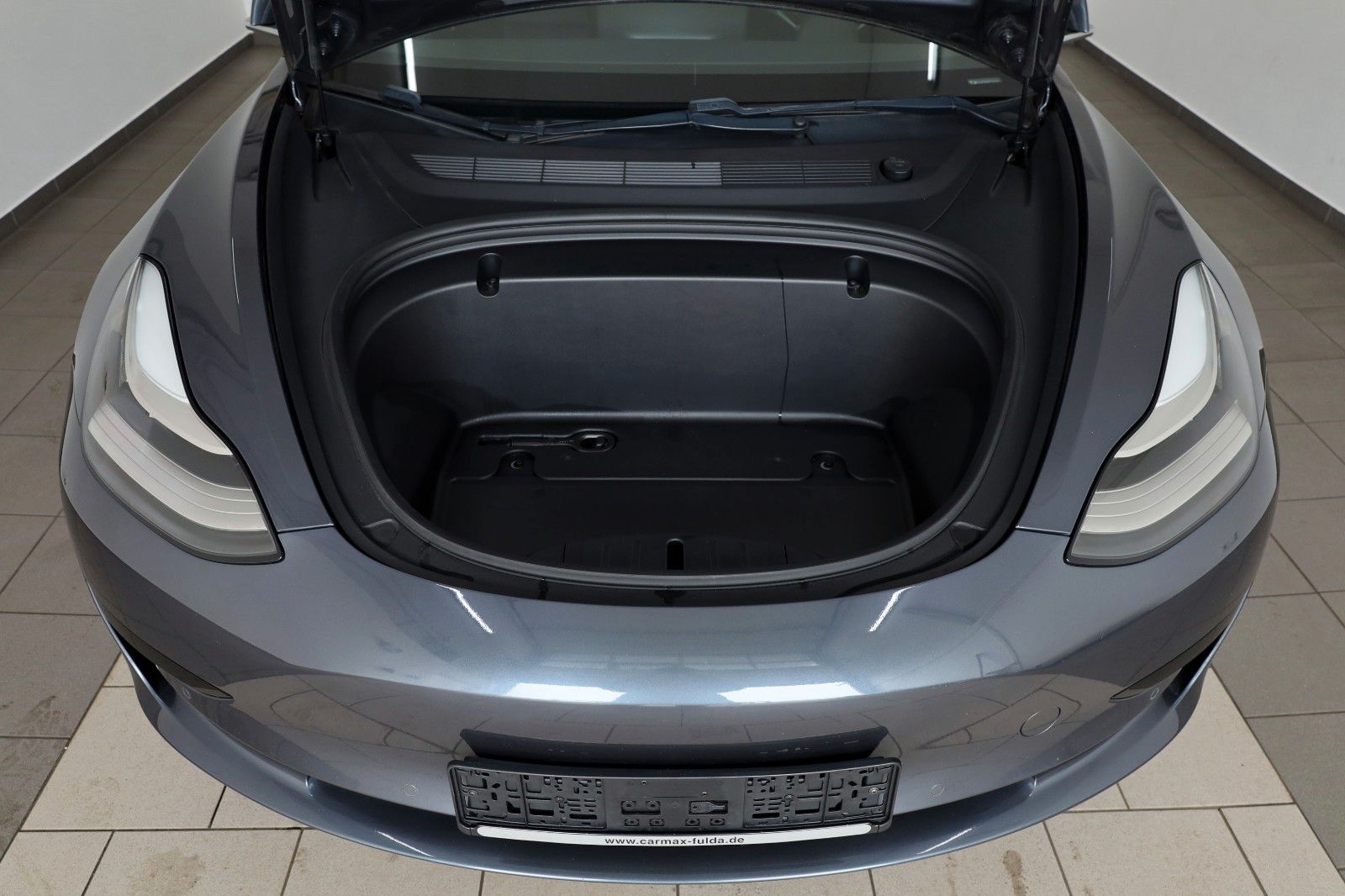 Fahrzeugabbildung Tesla Model 3 Standard Range Plus,Leder,Kamera,SH,Pano