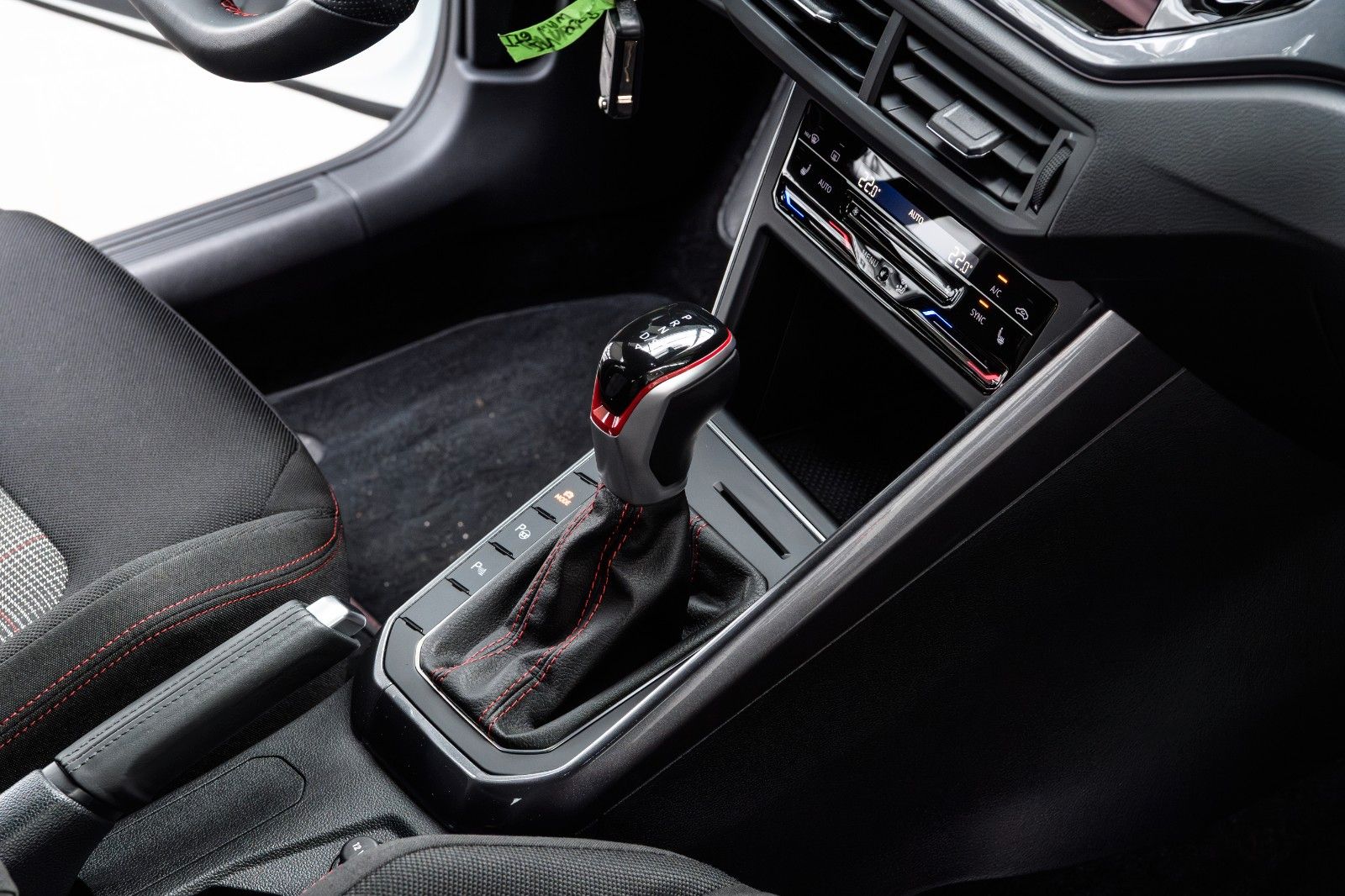 Fahrzeugabbildung Volkswagen Polo GTI DSG +IQ LED+ACC+APP+IQ DRIVE+SIDEASSIST