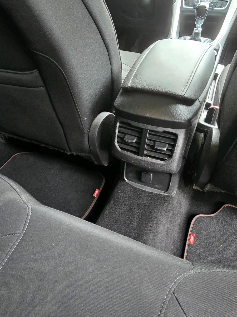 Ford Mondeo 2015 — photo 7