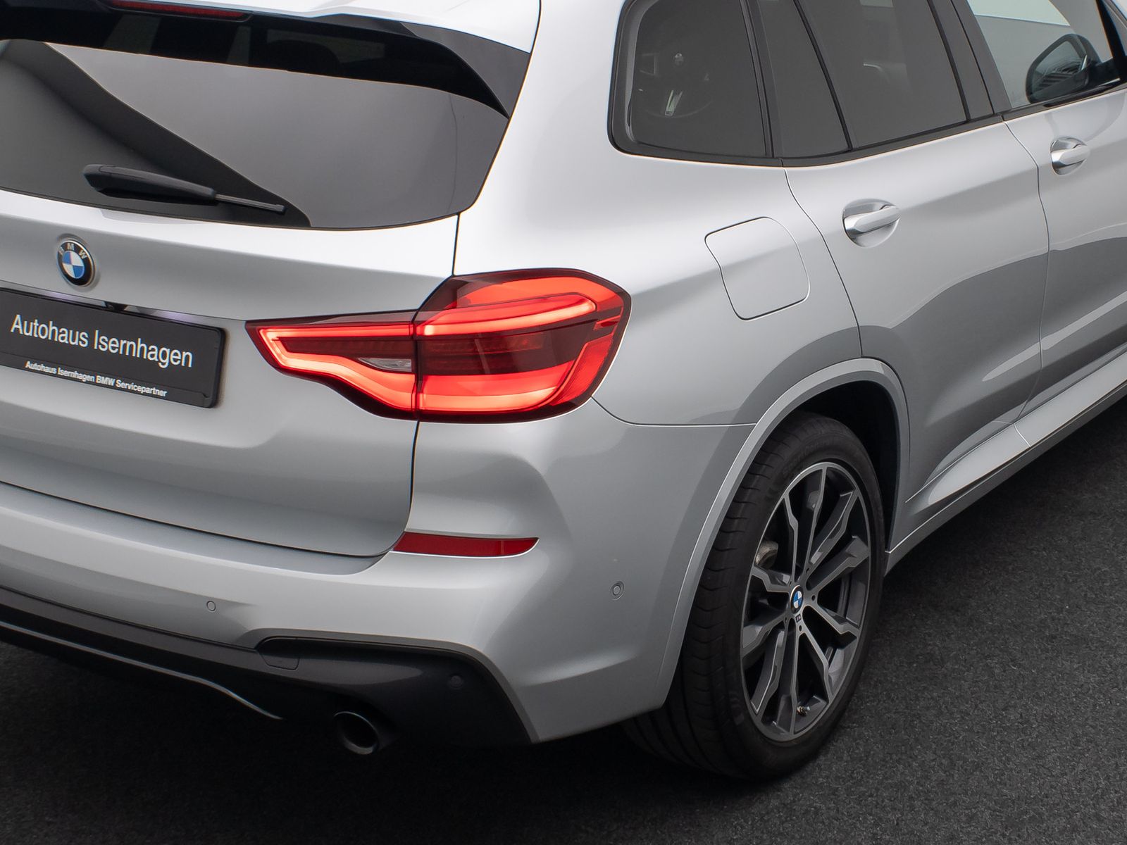Fahrzeugabbildung BMW X3 xD20d M Sport ACC Kamera AHK DisplKey DAB 20"