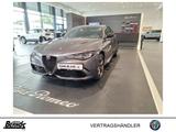 Alfa Romeo Giulia 2.9V6 Bi-Turbo Quadrifoglio TECHNOLOGIE - Alfa Romeo Giulia in Essen
