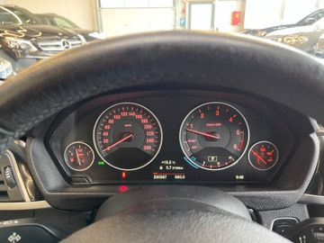 BMW 320 Touring 320 d xDrive *NAVI*TEMPOMAT*SZHZ*AHK