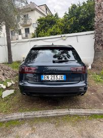 Audi A6 - 4