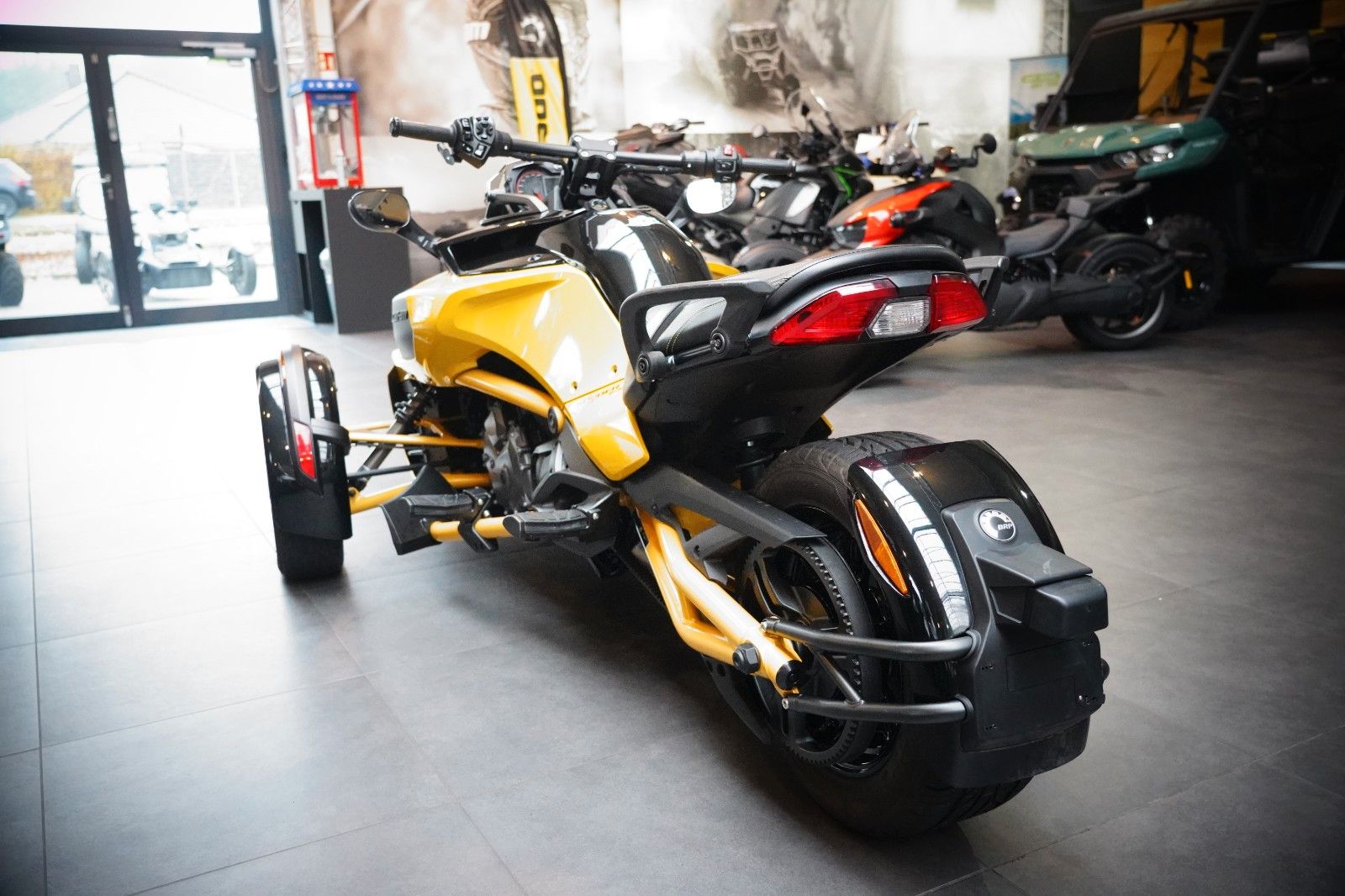 Fahrzeugabbildung Can Am Spyder F3-S Daytona Super Zustand