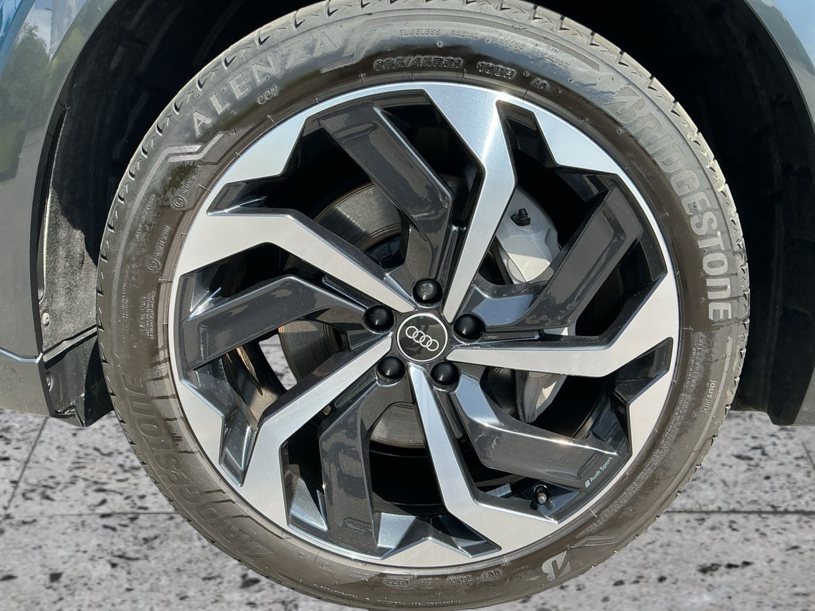 Audi e-tron - Bild 8