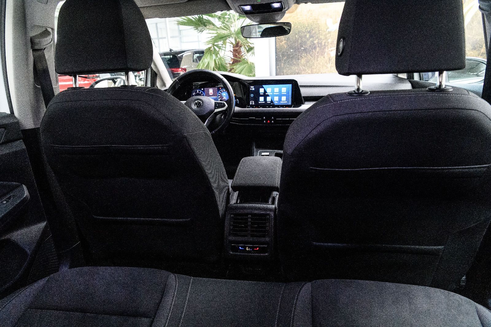 Fahrzeugabbildung Volkswagen Golf  Style eHybrid PHEV +150kw+DSG+ACC+AppCon.