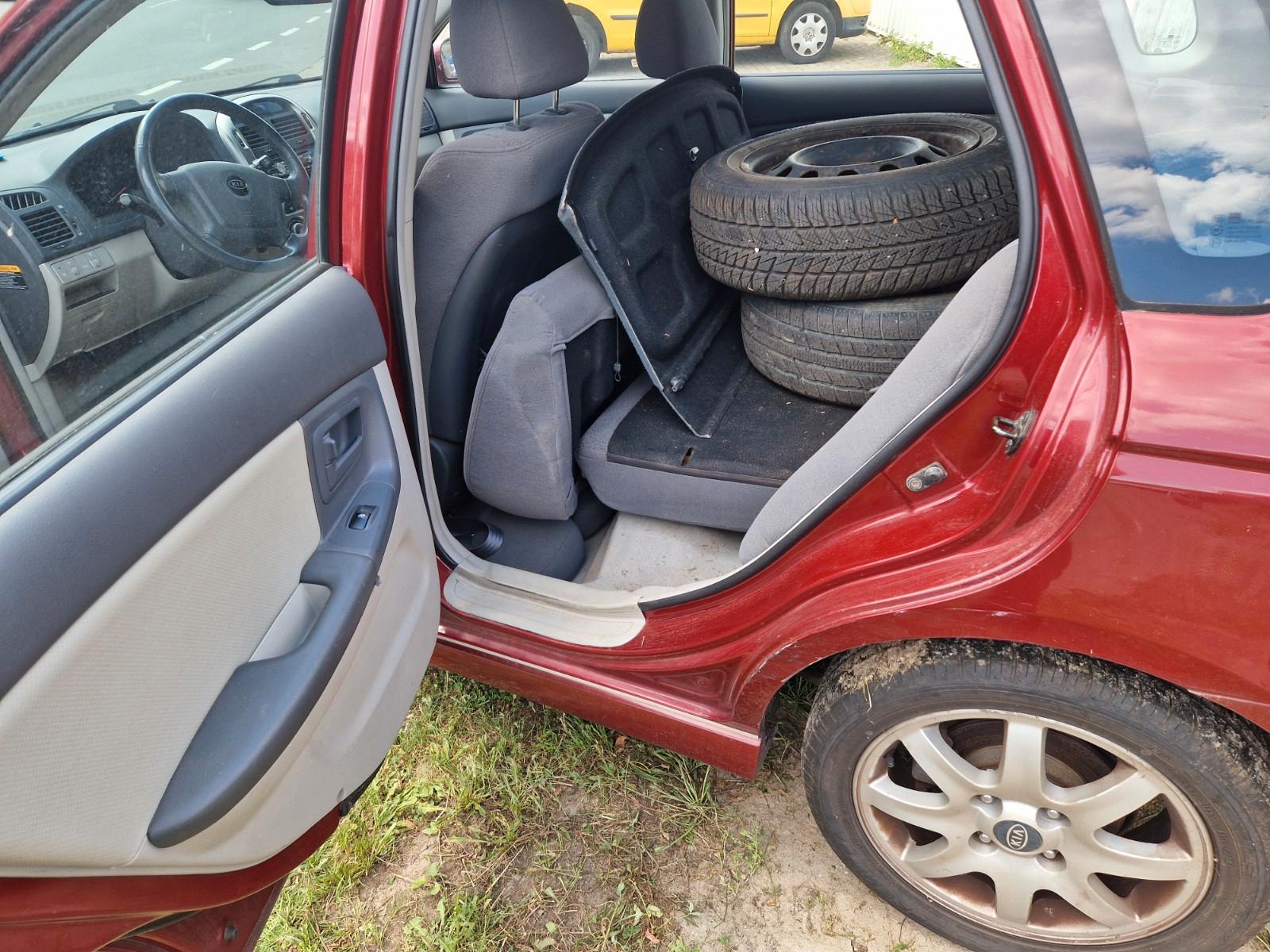 Kia Cerato 2005 — photo 13