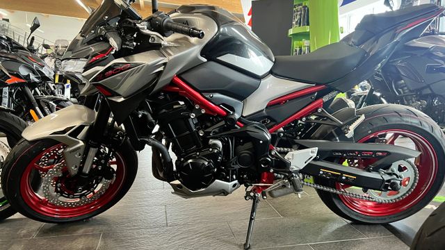 Kawasaki Z900 70kw (4 Jahre Garantie)