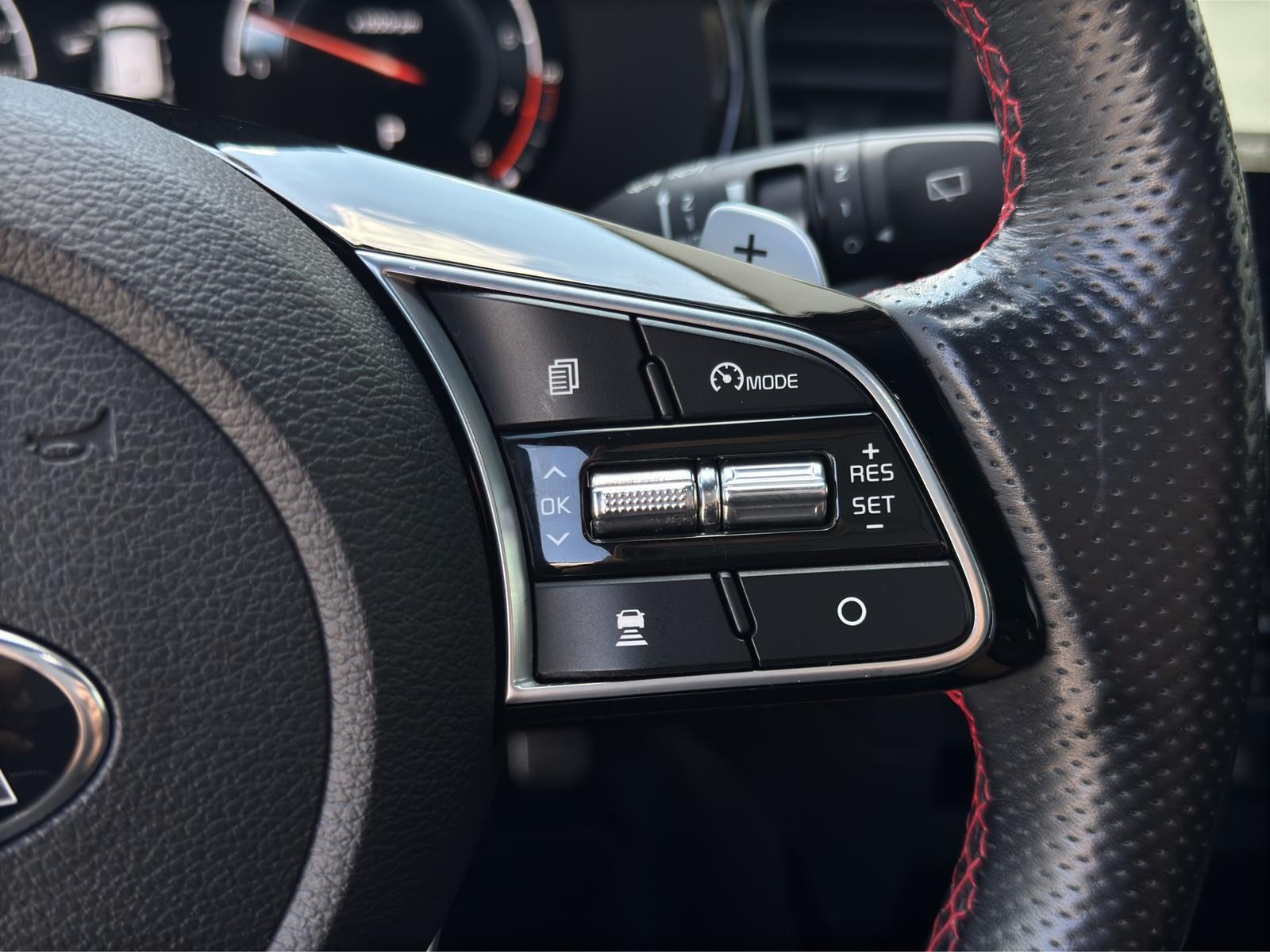 Kia CEED 1.6T GT PANO-DACH+TEIL-LEDER+NAVI+LED-LICHT