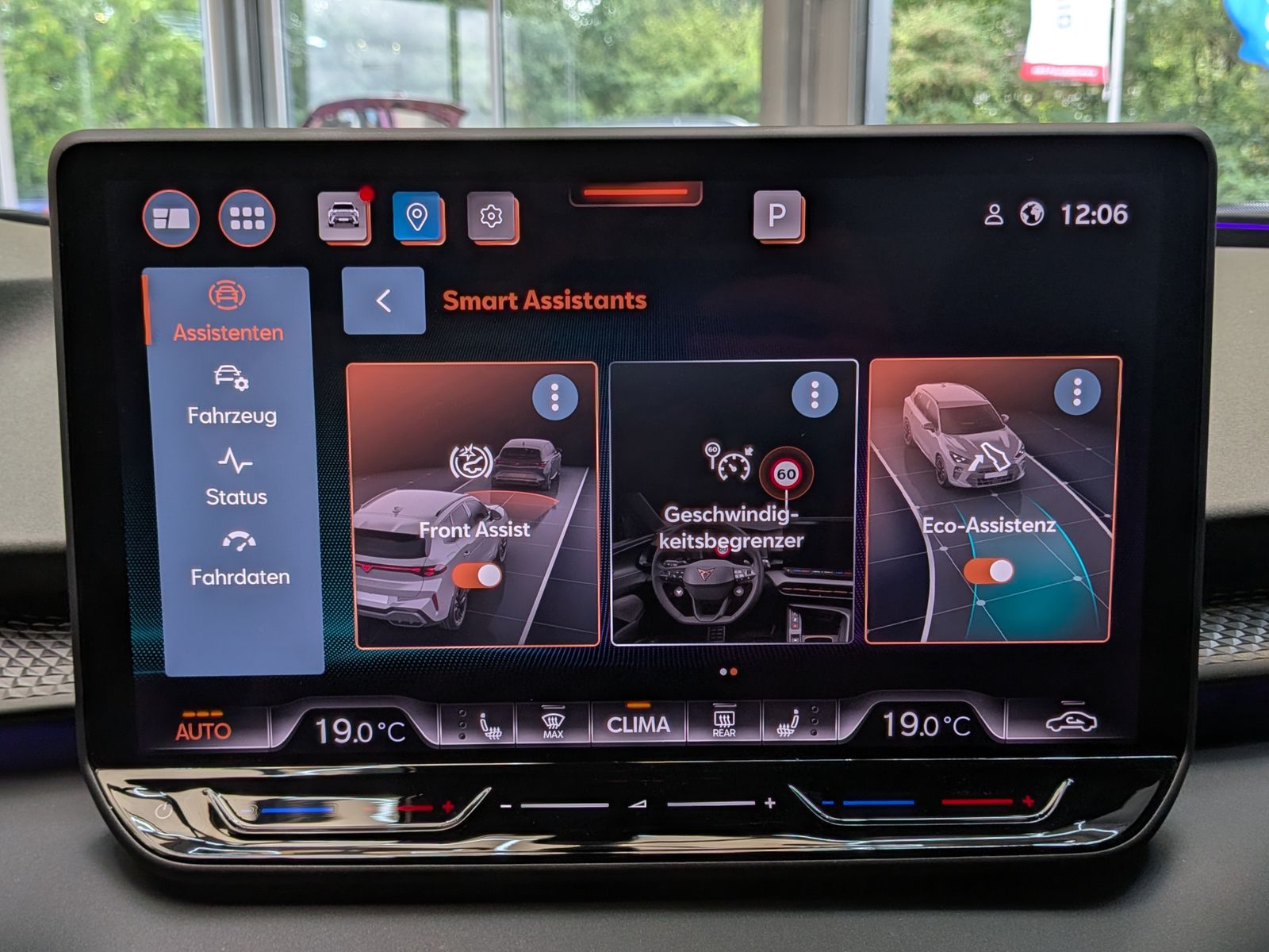 Fahrzeugabbildung CUPRA Terramarr 1.5 eTSI Tribe Sennh Matrix HUD AHK 20