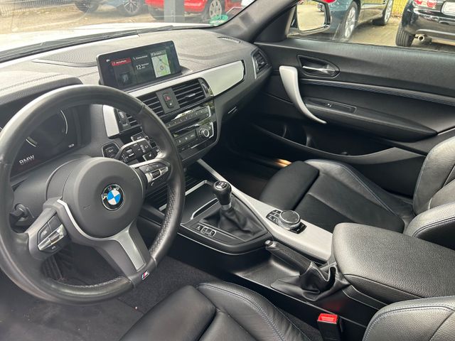 Fahrzeugabbildung BMW 118 M Sport Shadow Line+Leder+Navi+CarPlay+LED