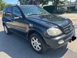 Mercedes-Benz MERCEDES ML 270 CDI VOLLAUSSTATUNG - Mercedes-Benz ML 270 aus 2002